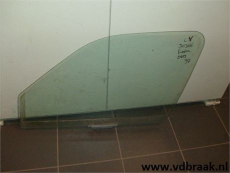 Ford Fiesta 5 deurs 1995-2002 Portierruit links voor