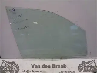 Mitsubishi Space Wagon 1999-2004 Portierraam rechts voor