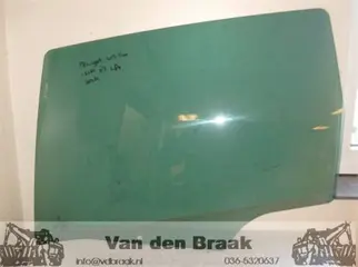 Peugeot 307 SW 2002-2008 Portierruit links achter