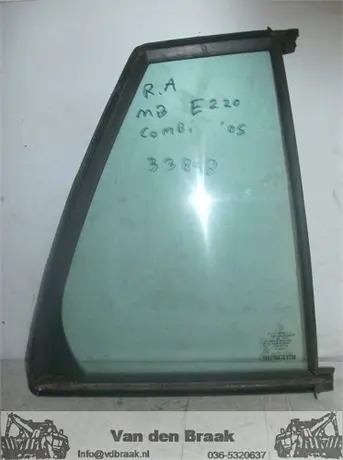 Mercedes Benz S211 2003-2009 Scheerrraam rechts achter