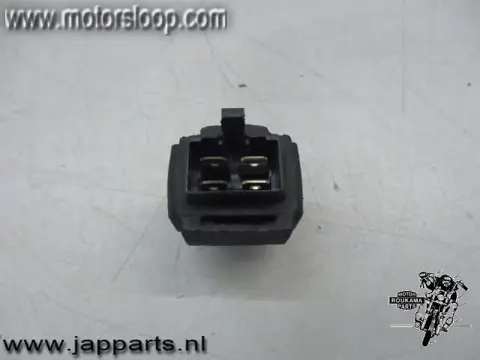 Aprilia Pegaso 650(ML00) Relais 4-pin