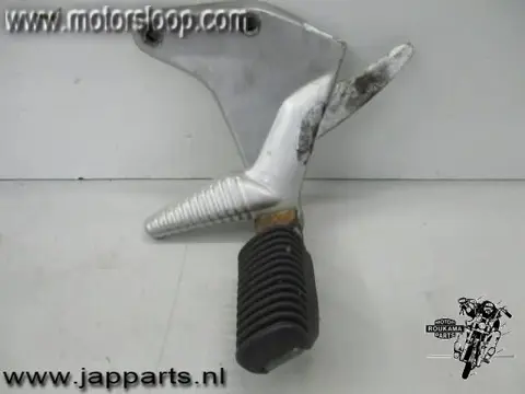Aprilia Pegaso 650(ML00) Voetstep met houder rechts achter
