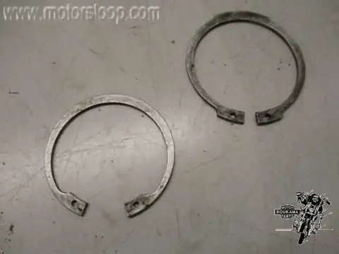 Aprilia RST1000(PW003) Circlips achterwielas