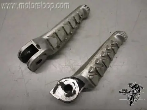 Aprilia RST1000(PW003) Voetsteps voor