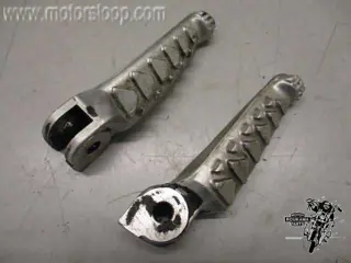 Aprilia RST1000(PW003) Voetsteps voor