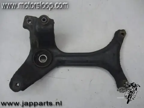 Honda CN250(MF02A) Beugel achterwiel