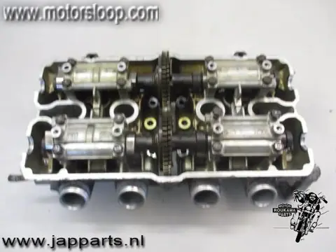 Honda CB-1(NC27) Cilinderkop met nokkenassen
