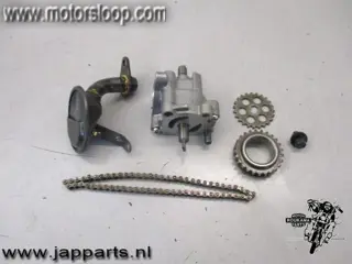 Honda CB-1(NC27) Oliepomp compleet