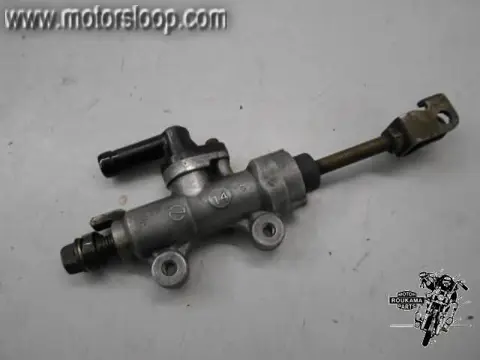 Honda CB1000F(SC30) Rempomp achter