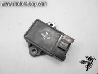Honda CB1000F(SC30) Spanningsregelaar
