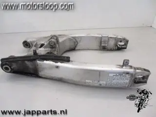 Honda CB1100SF(SC42) Achterbrug