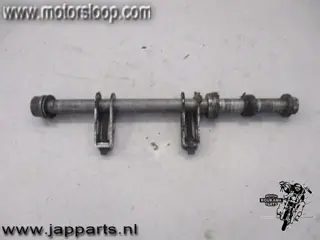 Honda CB1100SF(SC42) Achterwiel as met toebehoren