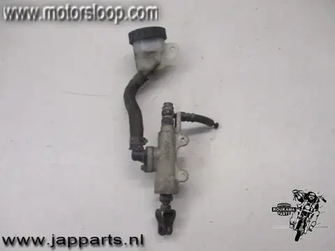 Honda CB1100SF(SC42) Rempomp achter