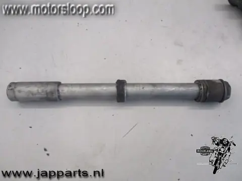 Honda CB1100SF(SC42) Voorwiel as