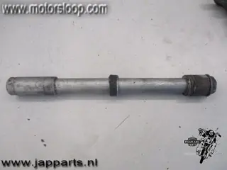 Honda CB1100SF(SC42) Voorwiel as