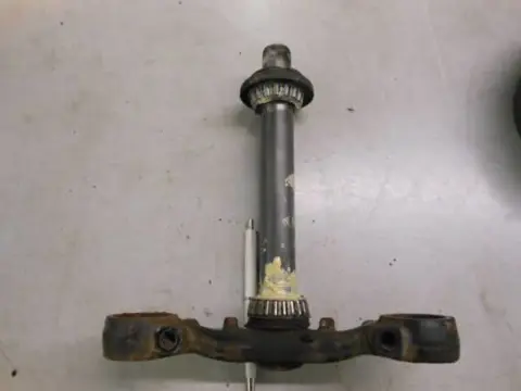 Honda CB450SC Balhoofd t-stuk 53200-MC9-670