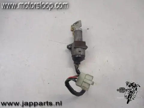 Honda CB450SC Contactslot