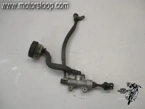 Honda CB500(PC32) Rempomp achter