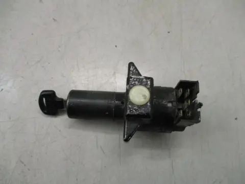 Honda CB650SC(RC08) Contactslot