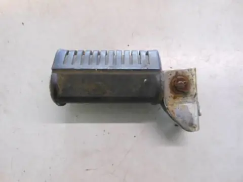 Honda CB650SC(RC08) Voetstep links achter 50718-460-840 & 50711-
