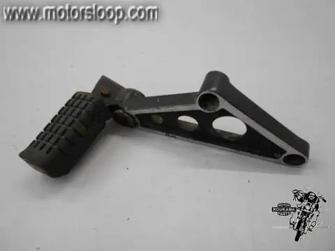 Honda CB700/750SC Voetstep met houder rechts achter