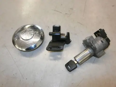 Honda CB750C(RC01) Slotenset 35100-422-017