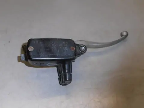 Honda CB750F2(RC42) Rempomp voor 45510-MW3-600