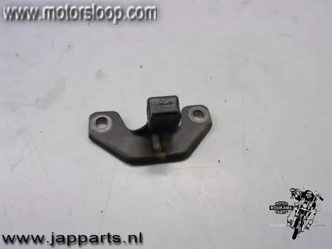 Honda CB900F Nokkenas kettinggeleider 2