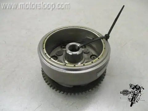 Honda CBF250(MC35) Vliegwiel met startkoppeling