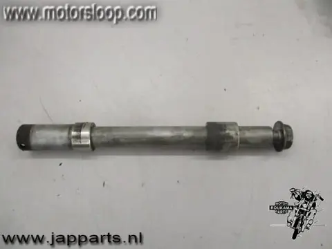 Honda CBF600S(PC38) Voorwiel as