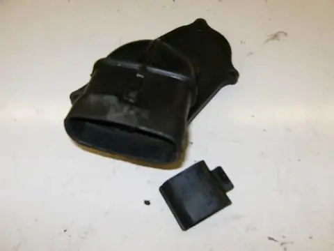 Honda CBR1000F(SC24) Luchtfilter Inlaat met klem 17259-MS2-000