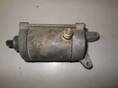 Honda CBR1000F(SC24) Startmotor 31200-MM5-008