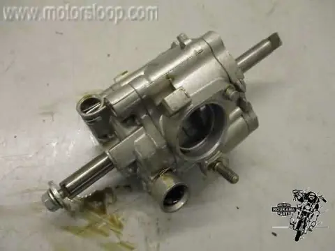 Honda CBR1100XX(SC35) Oliepomp