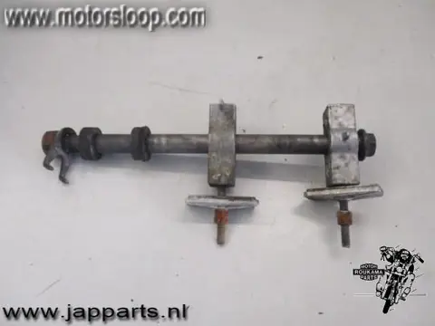 Honda CBR600F(PC25) Achterwiel as met toebehoren