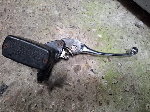 Honda CBR600F(PC25) Rempomp voor