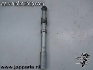 Honda CBR600F(PC35) Voorwiel as