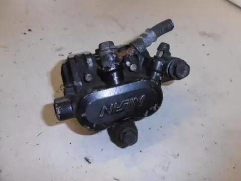 Honda CBR750(RC27) Remklauw achter