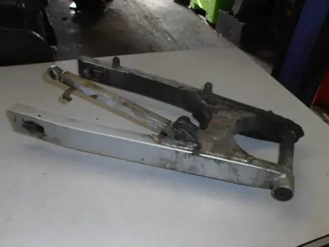 Honda CBX750F(RC17) Achterbrug