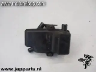 Honda CBX750F(RC17) Carterventilatie systeem