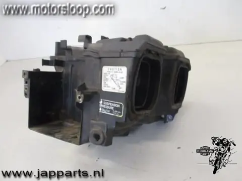 Honda CBX750F(RC17) Luchtfilterhuis