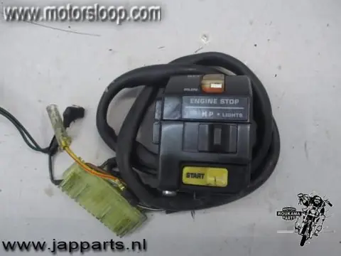 Honda CN250(MF02A) Stuurschakelaar rechts