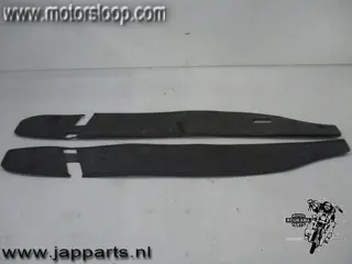 Honda CN250(MF02A) Treeplank rubbers