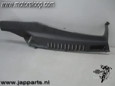 Honda CN250(MF02A) Zijkap rechts onder