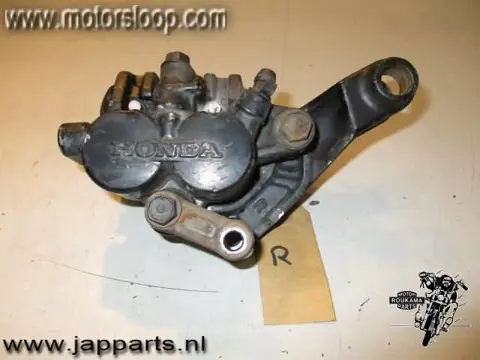 Honda GL1200(SC14) Remklauw rechts voor