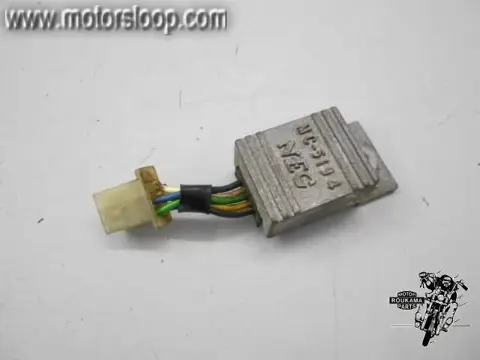 Honda GL500(PC02) Vonkversterker