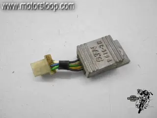 Honda GL500(PC02) Vonkversterker