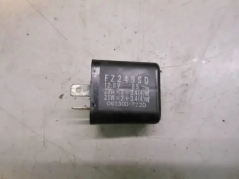 Honda NH125(JF01) Knipperrelais
