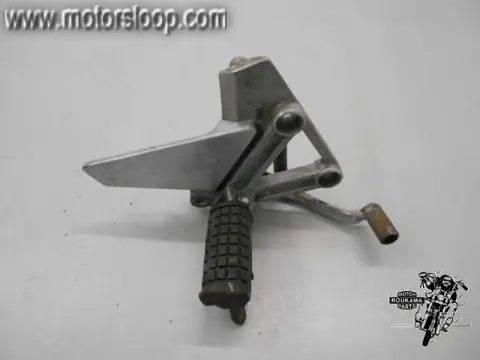 Honda NT650(RC31) Schetsplaat rechts met step en pedaal