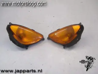 Honda NT650V(RC47) Knipperlichtenset voorkant