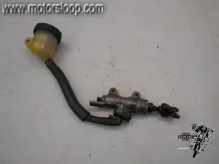 Honda NT650V(RC47) Rempomp achter